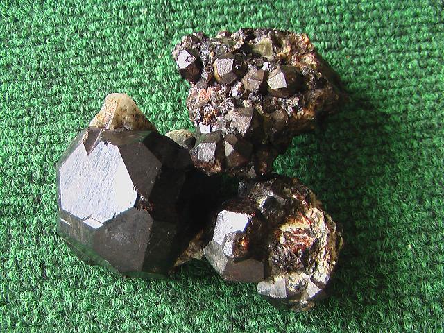 garnets.JPG
